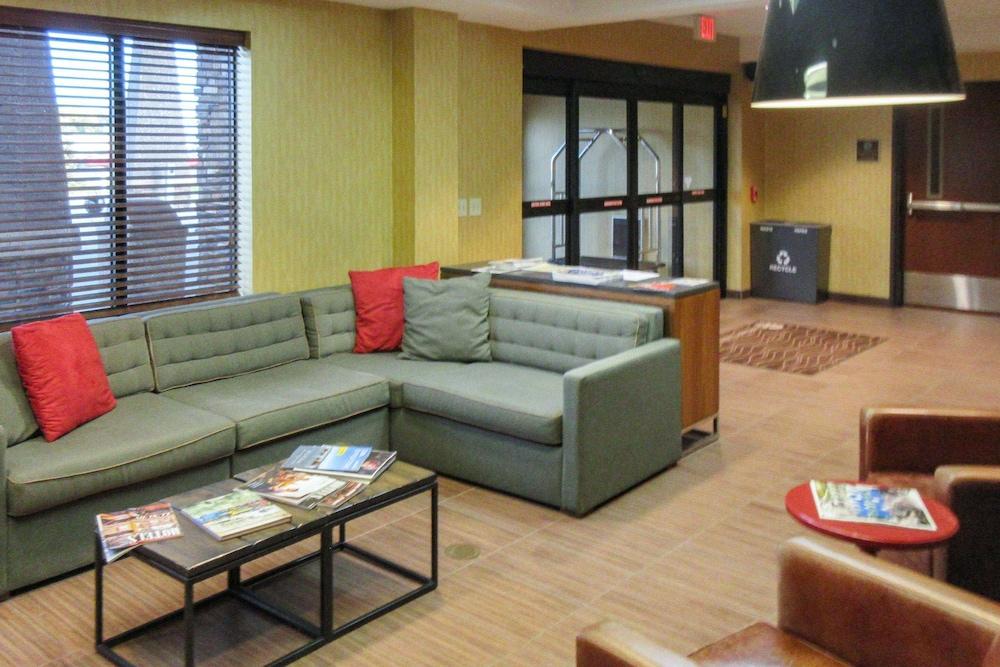 Sonesta Essential Minot Hotel Ngoại thất bức ảnh